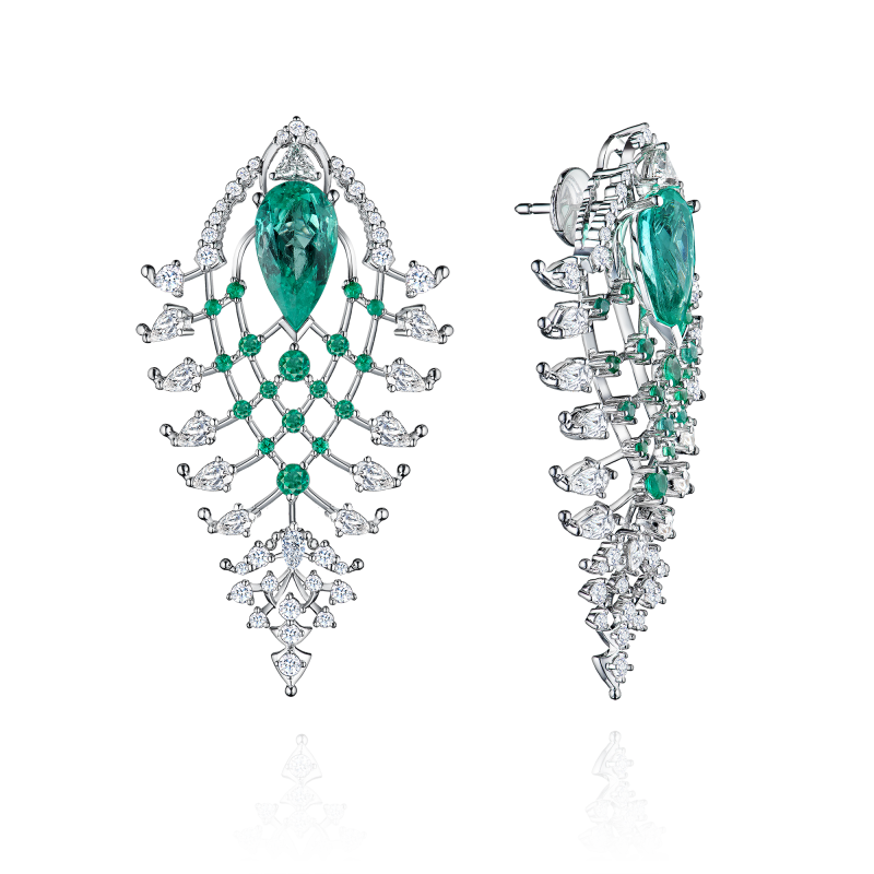 Серьги-пусеты с изумрудами и бриллиантами