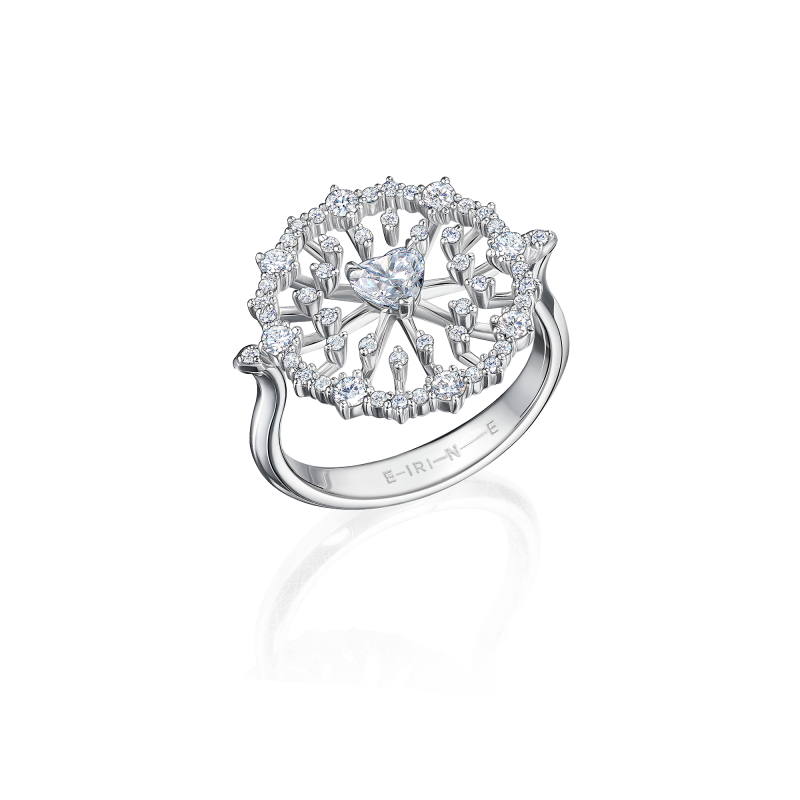 Кольцо с бриллиантами