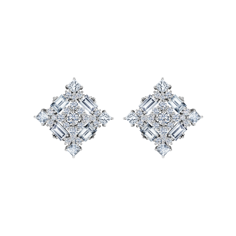 Серьги-пусеты с бриллиантами